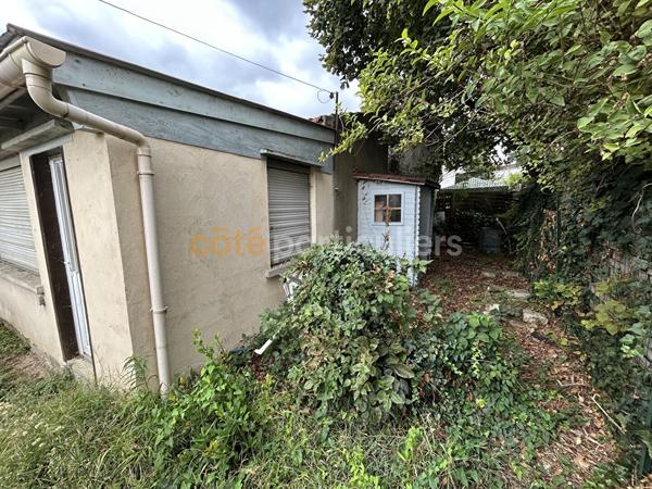 Vente
                Maison30 m² - 2 Pièces -
                    VILLENEUVE LE ROI (94290)