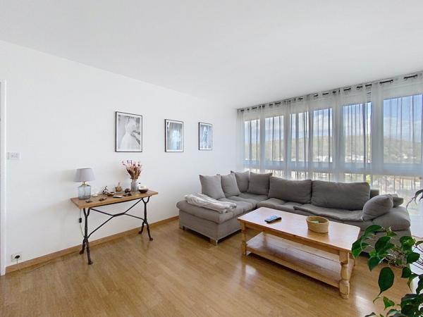 ? À vendre ? Superbe appartement familial F5 +/-100m2? Vue imprenable sur Chelles