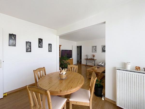 ? À vendre ? Superbe appartement familial F5 +/-100m2? Vue imprenable sur Chelles