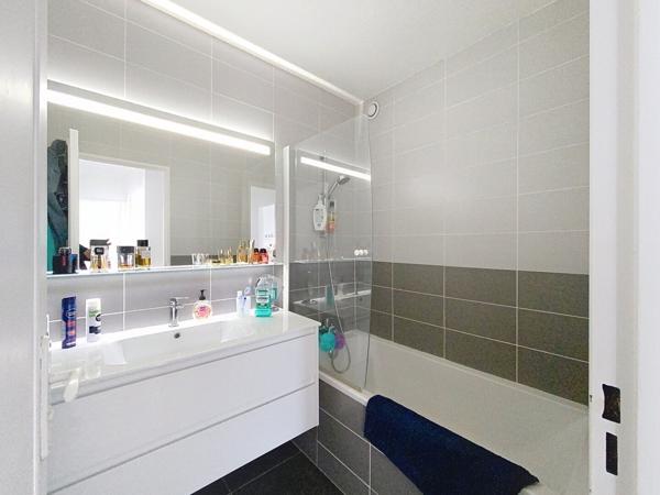 ? À vendre ? Superbe appartement familial F5 +/-100m2? Vue imprenable sur Chelles