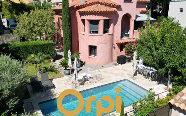 Maison à vendre    6 pièces • 164,51 m2 Bandol