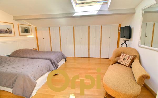 Maison à vendre    6 pièces • 164,51 m2 Bandol