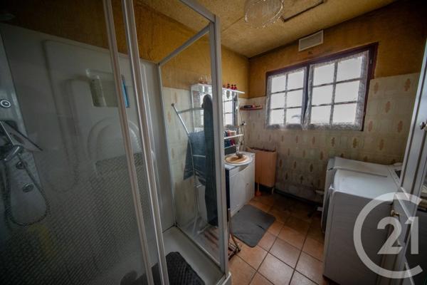 Maison à vendre  4 pièces - 101,50 m 2   LE HAILLAN  - 33