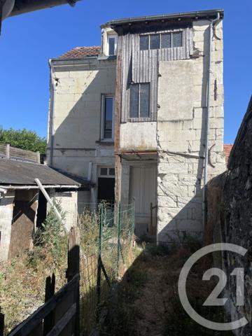 Immeuble à vendre  154 m 2   CHATELLERAULT  - 86