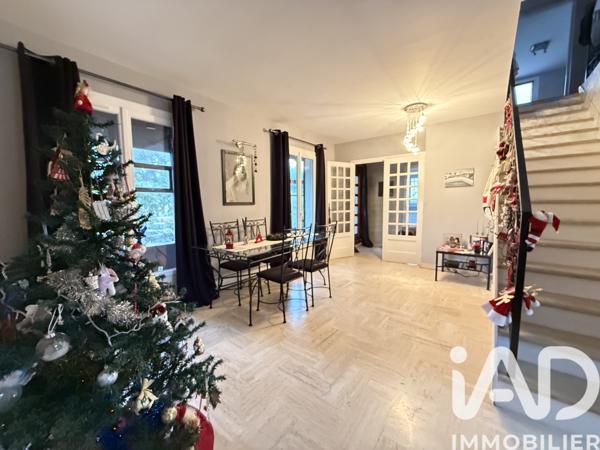 Maison à vendre 6 pièces 122 m² Crécy-la-Chapelle