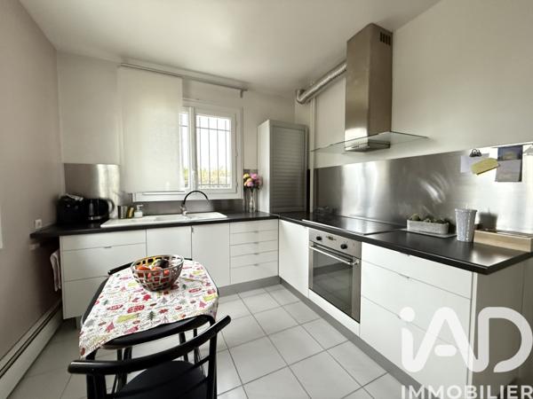 Maison à vendre 6 pièces 122 m² Crécy-la-Chapelle