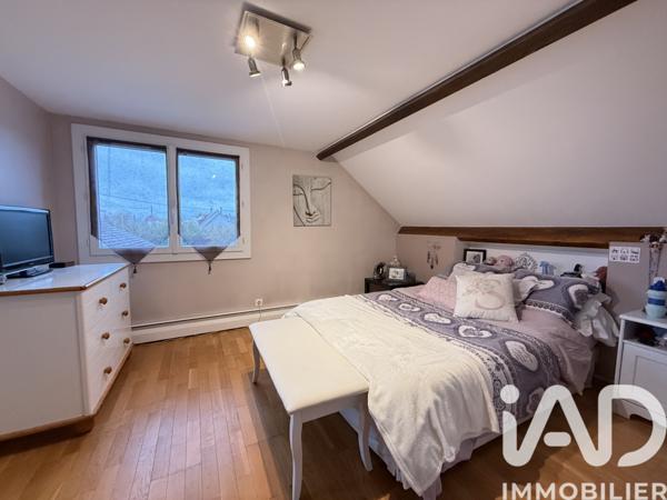 Maison à vendre 6 pièces 122 m² Crécy-la-Chapelle