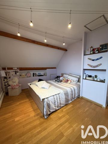 Maison à vendre 6 pièces 122 m² Crécy-la-Chapelle