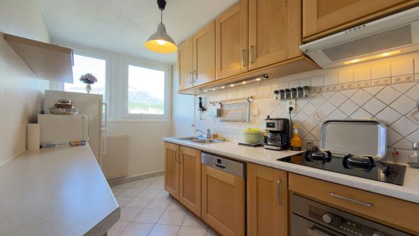 Appartement
         4 pièces
        - 79 m² Exclusivité 217 415 € *