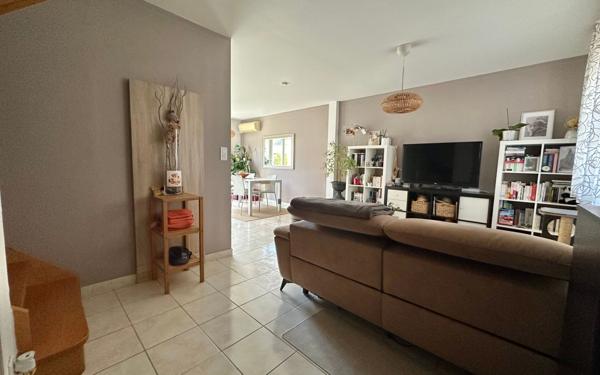 Maison à vendre    4 pièces •  Vauvert