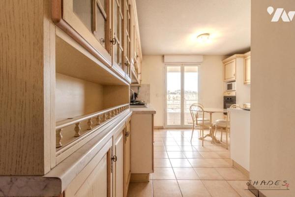 Appartement T4 de 130m² centre ville de Saint Raphael - Garage en sus 