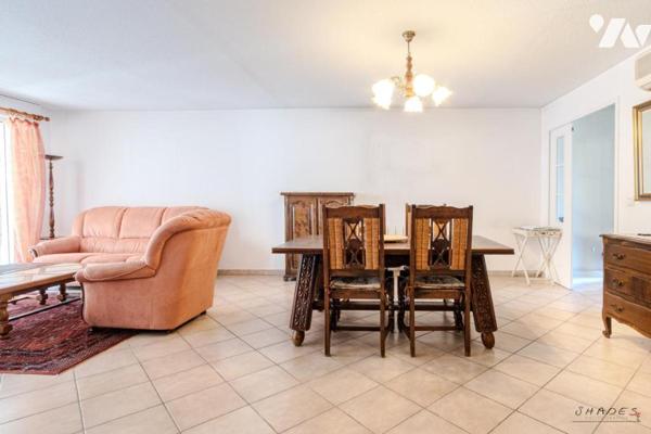 Appartement T4 de 130m² centre ville de Saint Raphael - Garage en sus 