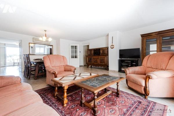 Appartement T4 de 130m² centre ville de Saint Raphael - Garage en sus 