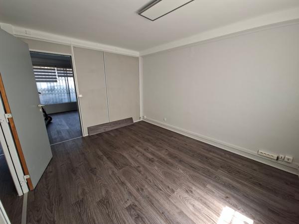 Local · Vente Montpellier (34000) 4 pièces · 68m²