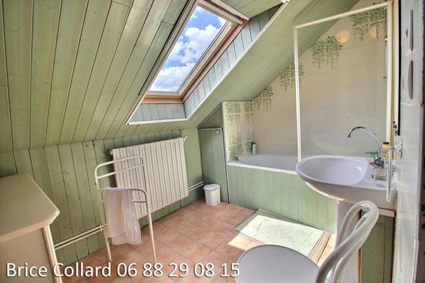 60870 VILLERS SAINT PAUL Maison individuelle de caractère