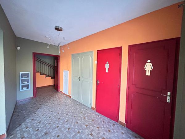 Local/bureau à vendre 300 m2 PIERRELATTE (26)