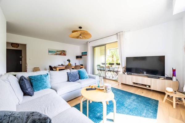APPARTEMENT DE 81M² 3 CHAMBRES AVEC BALCON DANS RESIDENCE AVEC ASCENSEUR