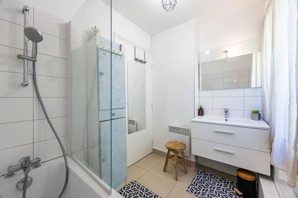 APPARTEMENT DE 81M² 3 CHAMBRES AVEC BALCON DANS RESIDENCE AVEC ASCENSEUR