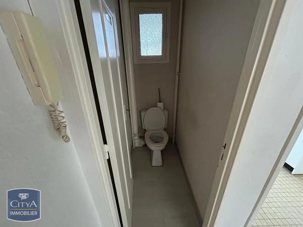 Appartement à louer 4 pièces 67.8m² Châlons-en-Champagne (51000)