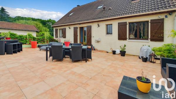 Maison à vendre 6 pièces 141 m² Saint-Germain-lès-Arpajon