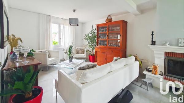 Maison à vendre 6 pièces 141 m² Saint-Germain-lès-Arpajon