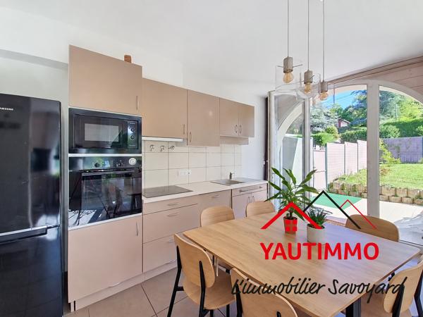 LUCINGES – T2 de 48 m² habitables avec jardin, terrasse, garage et 3 stationnements