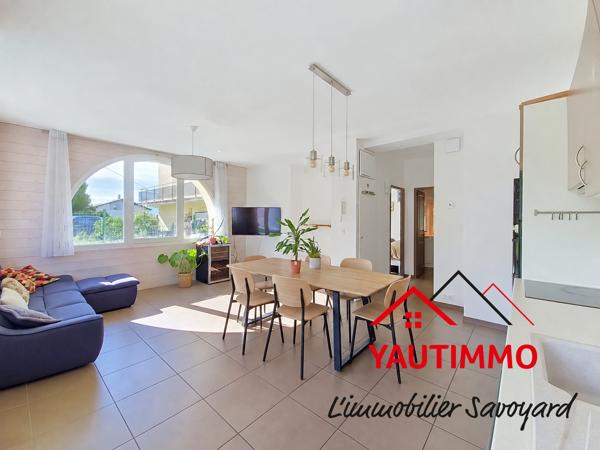 LUCINGES – T2 de 48 m² habitables avec jardin, terrasse, garage et 3 stationnements
