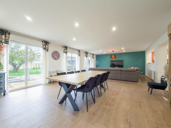 Maison à DIEPPE, 76370 - 6 pièces 198m²