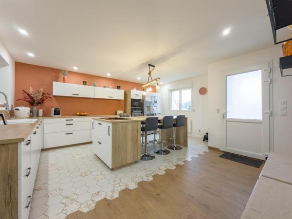 Maison à DIEPPE, 76370 - 6 pièces 198m²