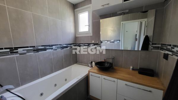 Montpellier (34090) Appartement dernier étage 2 chambres à Montpellier