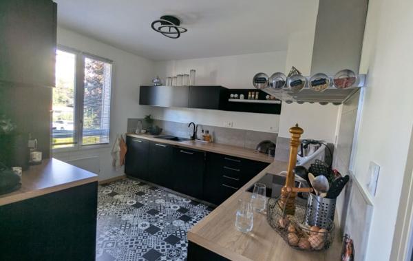 Vente Appartement P3 Grand T3 Traversant rénové(e) Saint-genis-pouilly