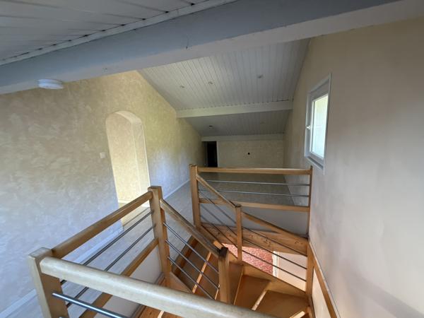 Maison 6 pièce(s) 5 chambre(s) 151 m²
