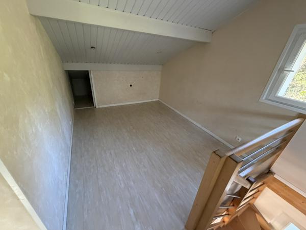 Maison 6 pièce(s) 5 chambre(s) 151 m²