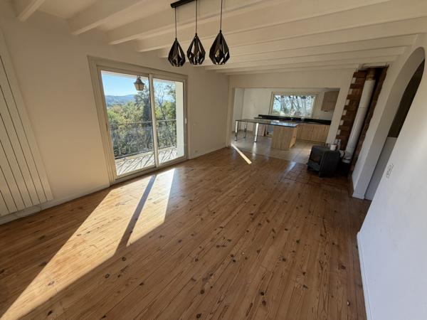 Maison 6 pièce(s) 5 chambre(s) 151 m²
