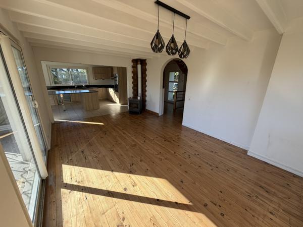 Maison 6 pièce(s) 5 chambre(s) 151 m²