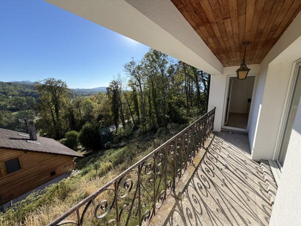 Maison 6 pièce(s) 5 chambre(s) 151 m²