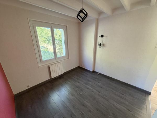Maison 6 pièce(s) 5 chambre(s) 151 m²