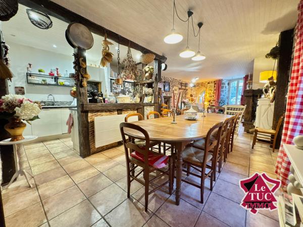 Maison médiévale du XIIIe siècle avec piscine Penne-d'Agenais (47140)