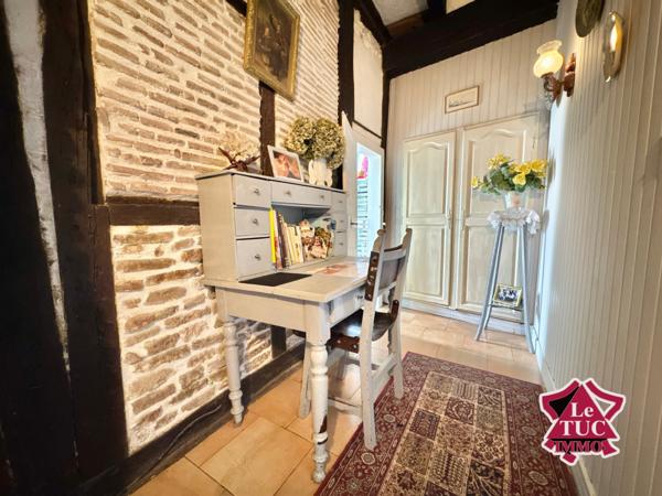 Maison médiévale du XIIIe siècle avec piscine Penne-d'Agenais (47140)