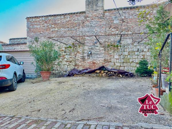 Maison médiévale du XIIIe siècle avec piscine Penne-d'Agenais (47140)