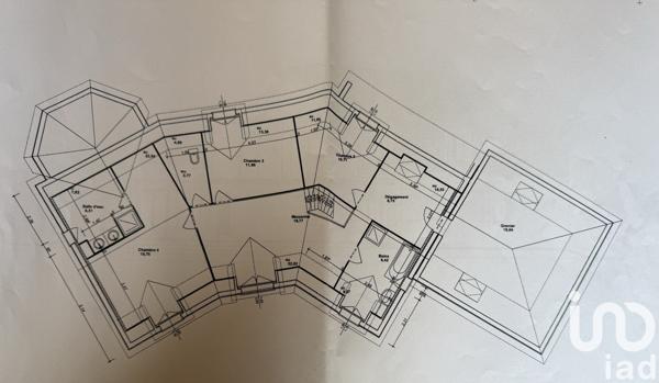 Maison 8 pièces de 220 m² à Beuzeville (27210)