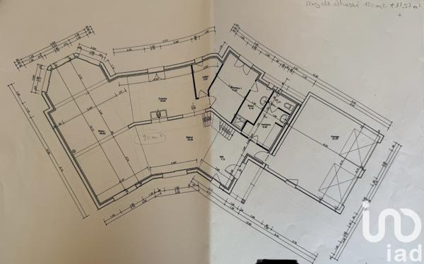 Maison 8 pièces de 220 m² à Beuzeville (27210)