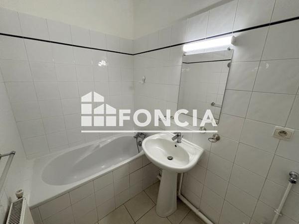 Location Appartement 2 pièces 46.59 m² - 58 RUE DE MARSEILLE Lyon 69007