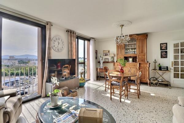 Marseille (13013) Appartement T3/4 80 m² – Dernier étage – Saint-Mitre