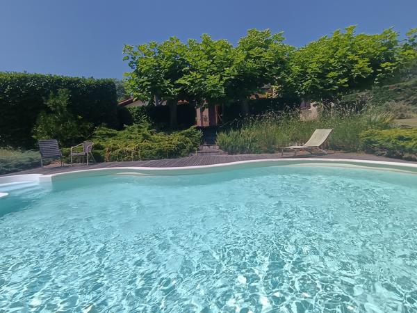 Maison 6 pièces 144 m² sur 2311 m² de terrain avec piscine Saint-Perdon (40090)