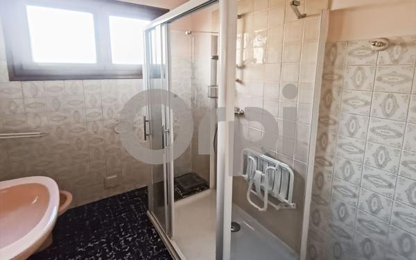 Maison à vendre    5 pièces •  Laragne-Montéglin