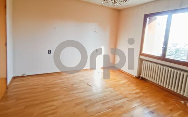 Maison à vendre    5 pièces •  Laragne-Montéglin