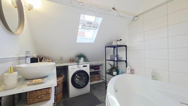 BOURGES APPARTEMENT 74M² DUPLEX 3 PIECES 2 CHAMBRES