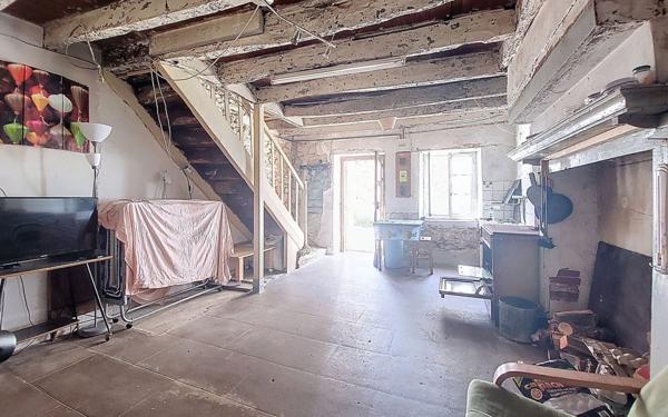 Maison à vendre    3 pièces •  Fromental