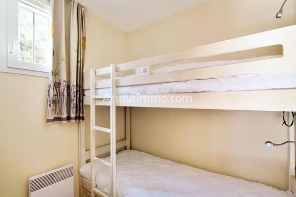 Vente                                                      Appartement
                        
                     3 pièces                      42 m2                     à Grimaud